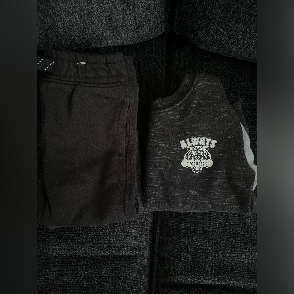 Toddler Boys Matching Sweatshirt Set w 2 Pairs of Sweatpants